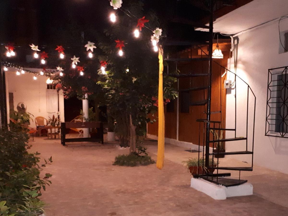 Casa Lao Centro Otel Zihuatanejo Dış mekan fotoğraf